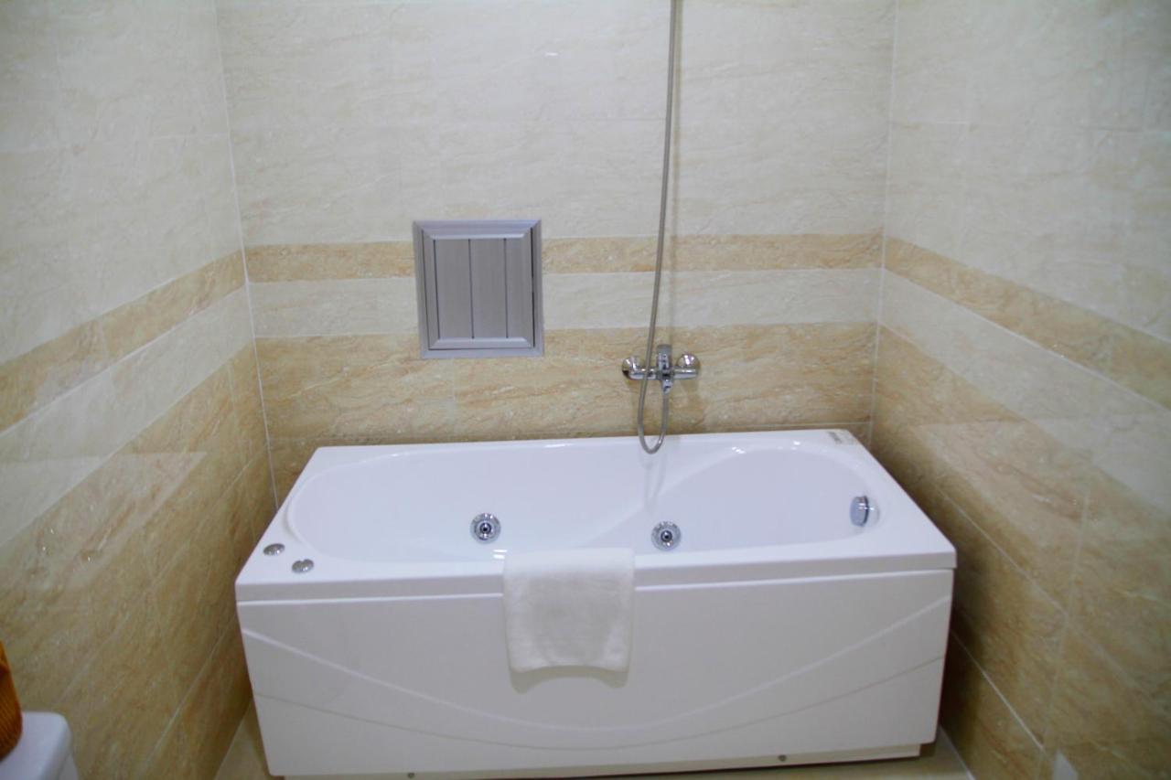 Khach San Lac Hong My Tho - Lac Hong My Tho Hotel מראה חיצוני תמונה
